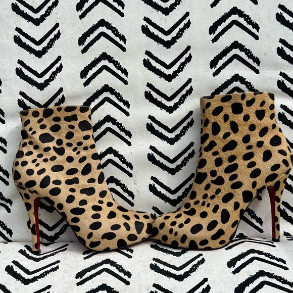 Christian Louboutin leopard print pony hair boots - Picture 4 of 11